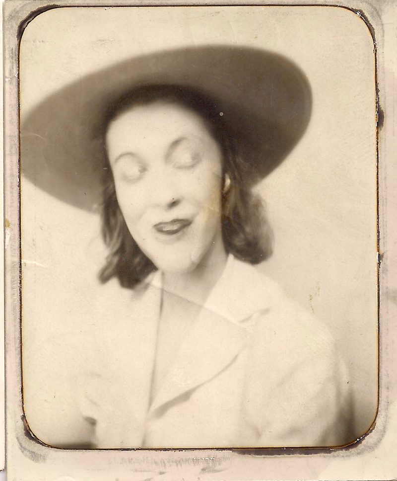 Authentic Vintage Photograph. Unknown origin & photograpger. Pay attention to her eyes ! Written on back 'Isabel Kelly 1939'. 2.25 x 3 inches. $65