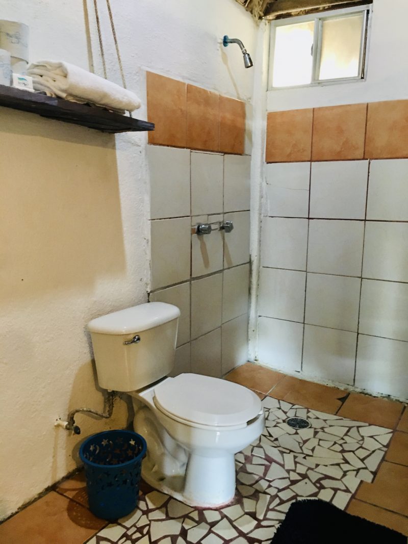 Casita 'Palapa' Bathroom