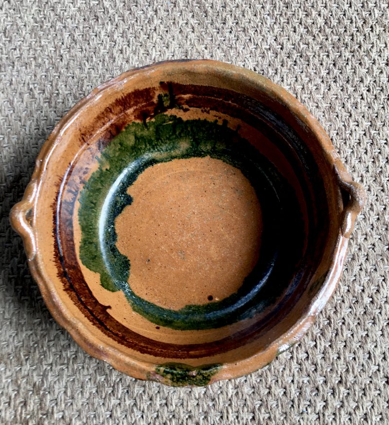3. Medium bowl. Approx. 9” circumference. No damage or repairs. USD$165
